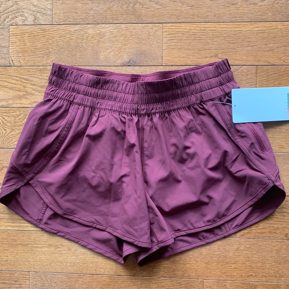🔥LULULEMON TRACKER SHORT 4”-RED MERLOT, 10🔥